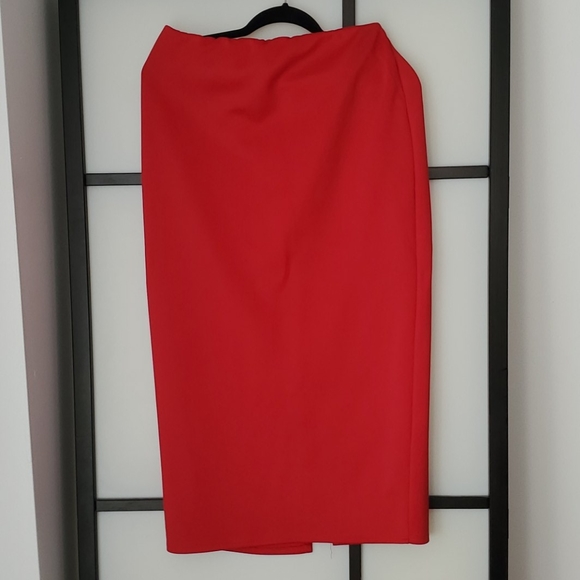 Women's Plus Size 2X Red Top & Skirt Set - Picture 3 of 5